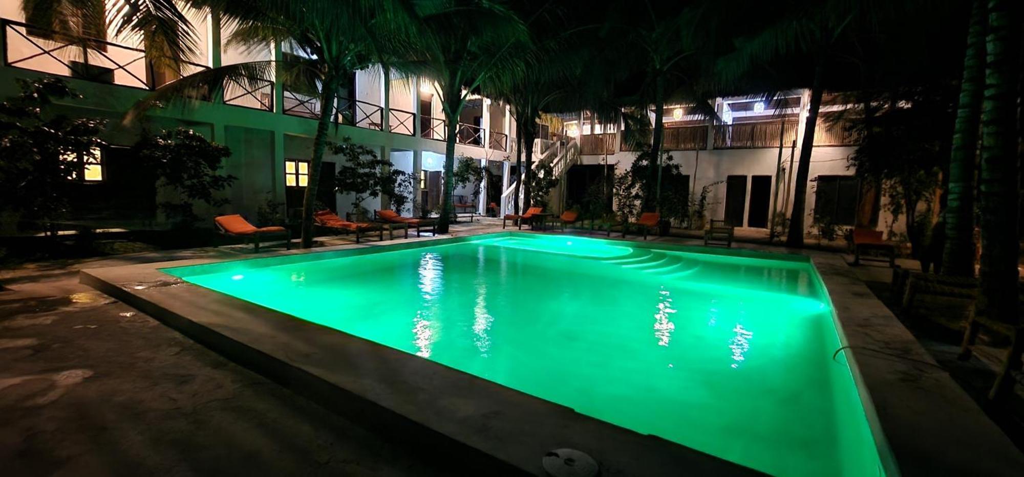 Simba Garden Lodge Paje Bagian luar foto